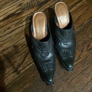 Nine West slip on heeled mule